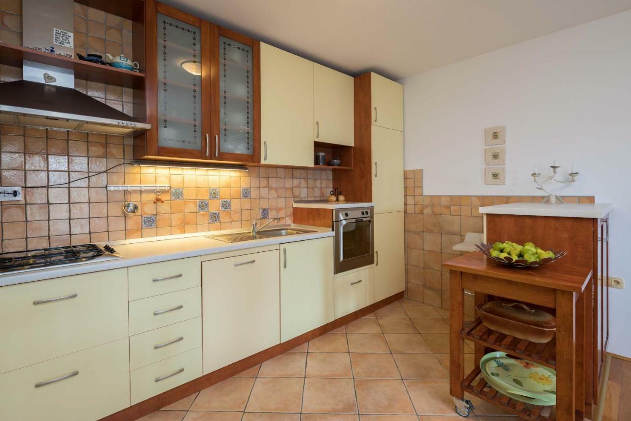 Ferienwohnung Otium Kaštela Exterior foto